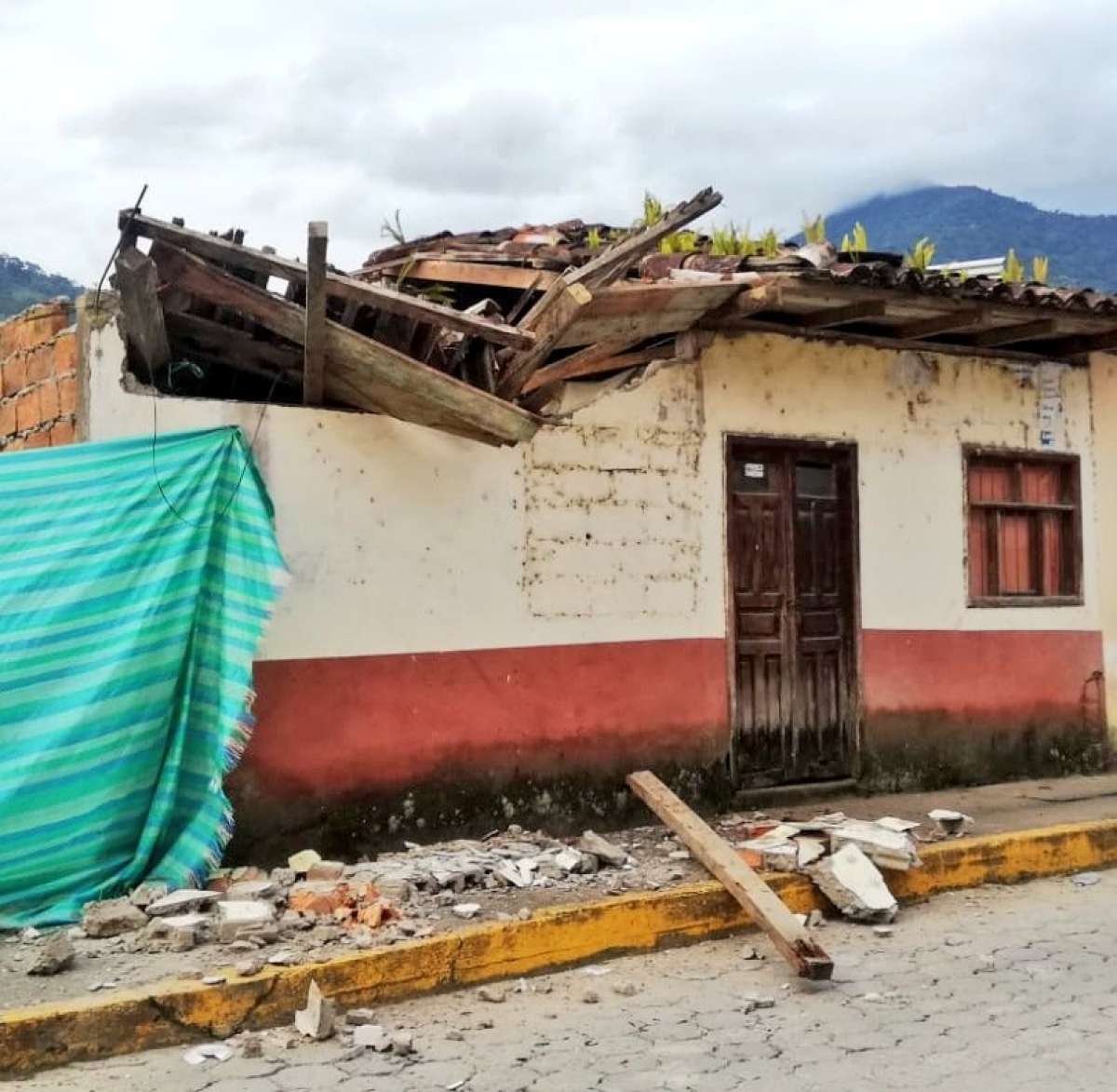 Se registran varios da&ntilde;os estructurales por terremoto de Per&uacute;