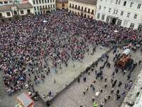 Miles de fieles participaron en la procesión Jesús del Gran Poder