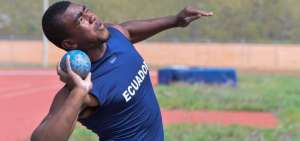 Stalin Mosquera ocupa el cuarto puesto en el escalaf&oacute;n mundial de la clase F20; luchar&aacute; por subir al podio.
