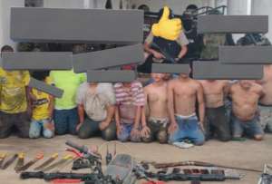 Bloque de Seguridad captura a nueve presuntos integrantes de Los Choneros y &Aacute;guilas