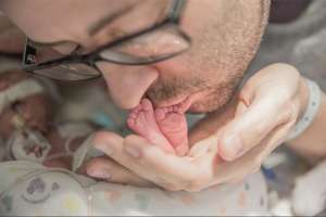 Tras la muerte de su madre en el parto, el beb&eacute; sobrevivi&oacute; tres d&iacute;as. Foto: Tomada de Facebook.