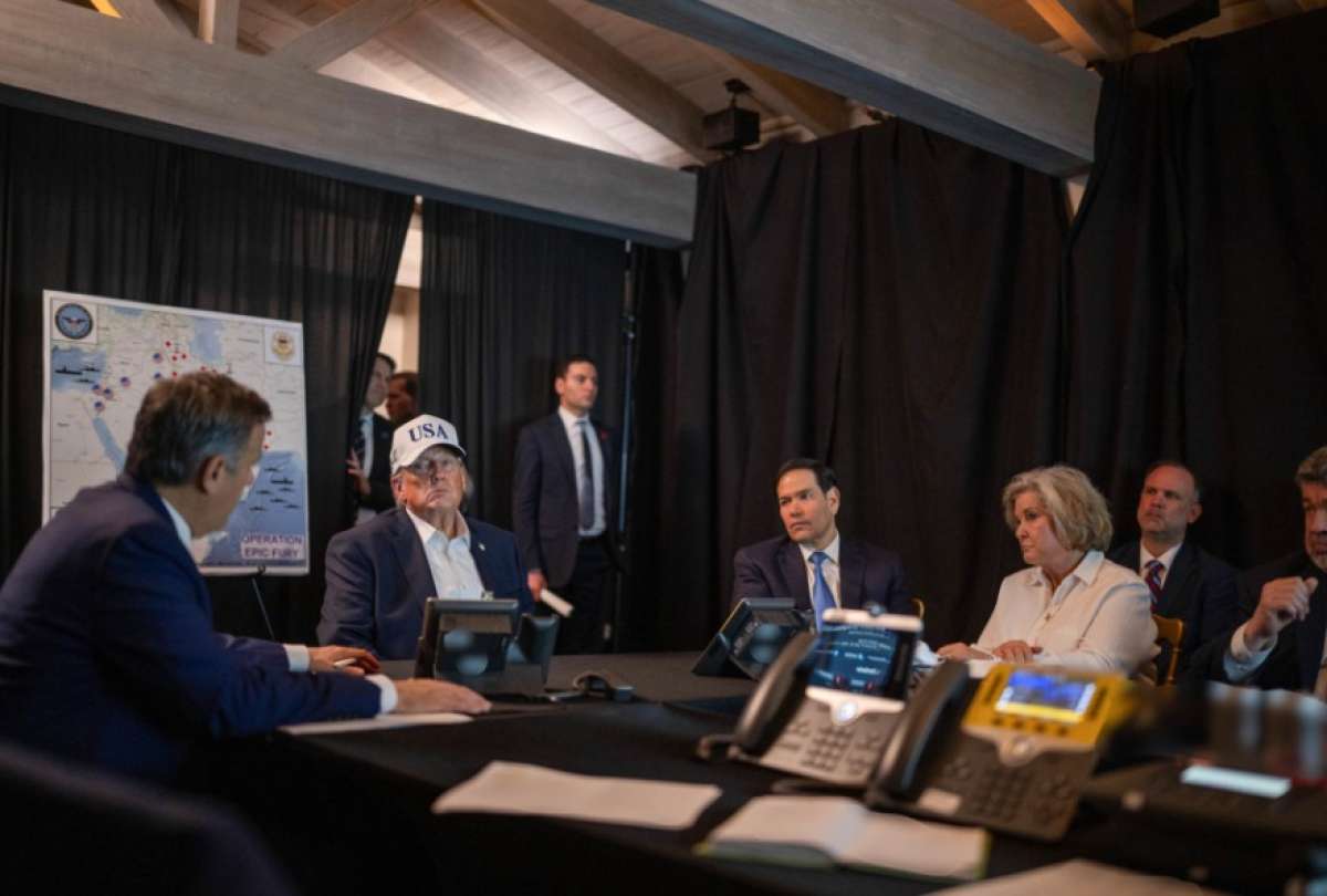 Trump: &ldquo;Jamene&iacute; ha muerto&rdquo; y llama a los iran&iacute;es a &ldquo;recuperar&rdquo; su pa&iacute;s