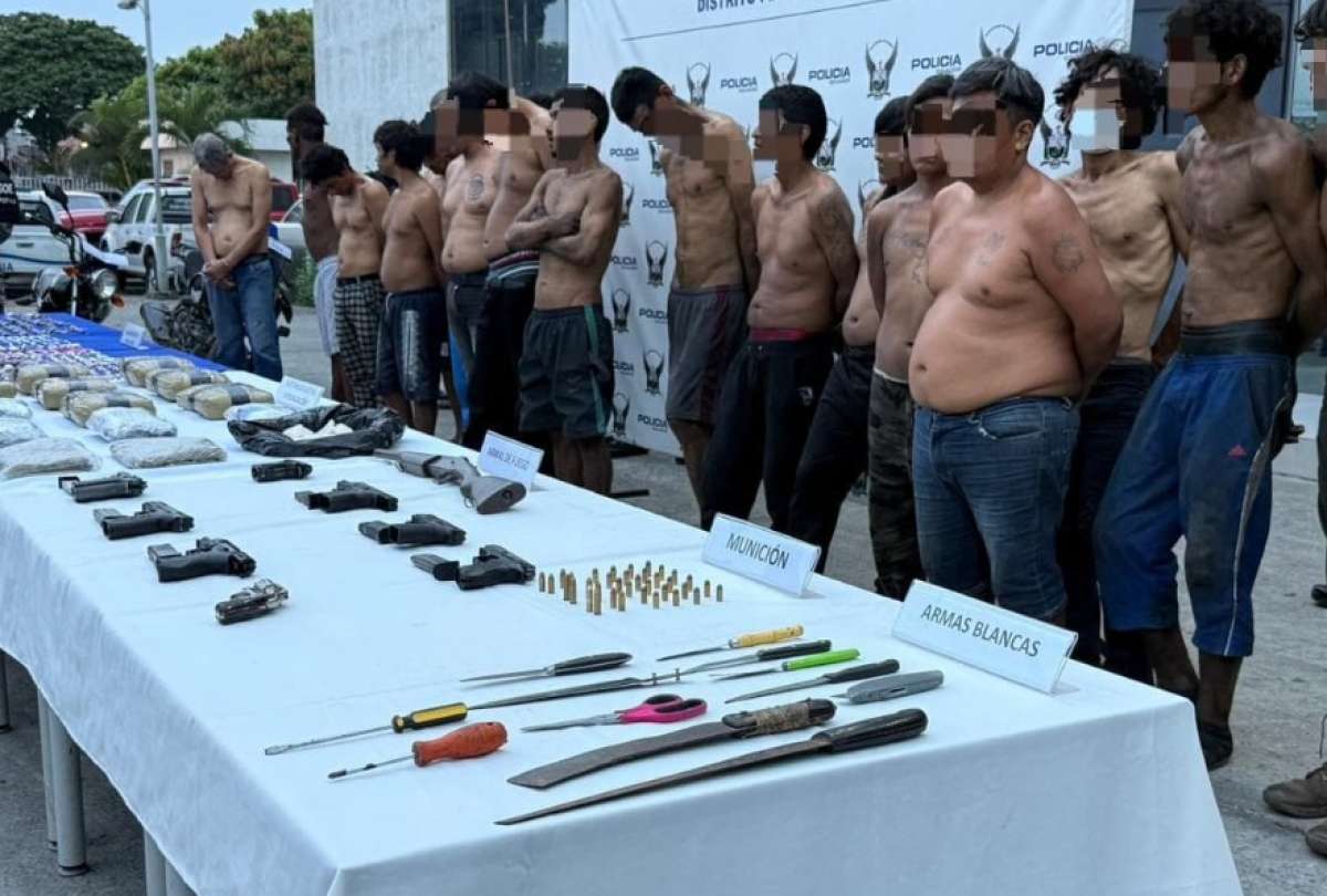 El operativo Apolo 22 se ejecut&oacute; de forma simult&aacute;nea en varios distritos de la Zona 8 y dej&oacute; 29 personas aprehendidas, adem&aacute;s de armas, droga y veh&iacute;culos incautados.