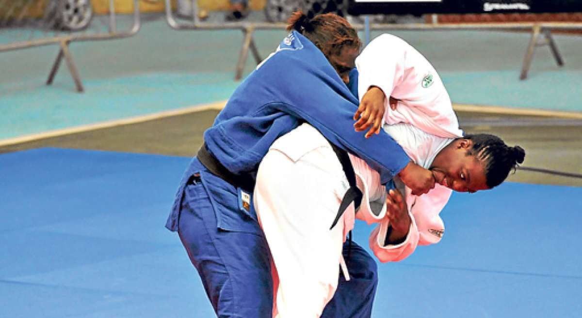 Marlin Viveros (de blanco) se adjudic&oacute; el a&ntilde;o pasado la medalla de bronce en el Mundial Juvenil de Judo que se disput&oacute; en Estados Unidos. Foto: Cortes&iacute;a