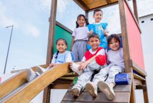 ¿De qué fecha a qué fecha será el feriado de Navidad y Año Nuevo de los estudiantes? ¿Se alarga la finalización del año escolar?