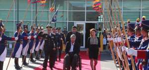 Moreno viaja a Europa para gira que incluye cita con el Papa