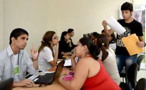 En el &uacute;ltimo d&iacute;a se inscribi&oacute; a los menores, cuyo n&uacute;mero de c&eacute;dula terminaba en 9 y 0. Foto: Pilar Vera