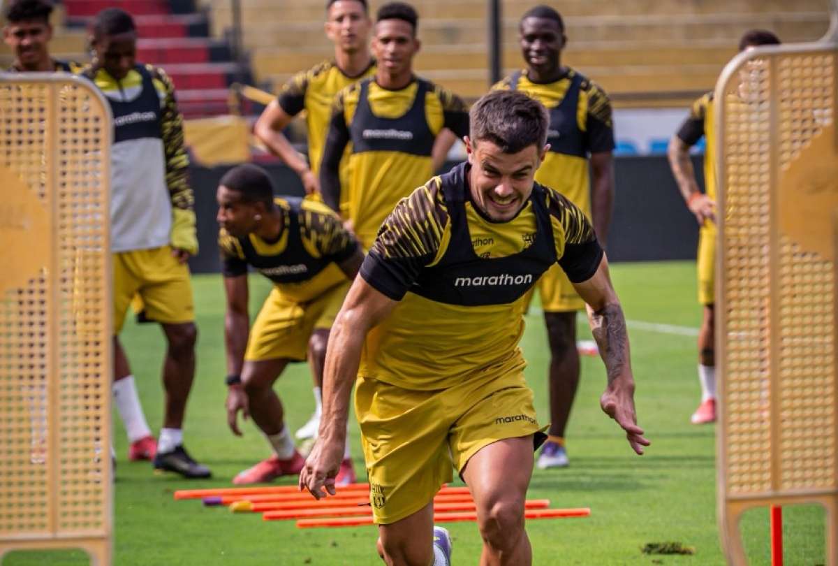 Los jugadores del plantel torero reclaman cuatro meses de salarios atrasados. 