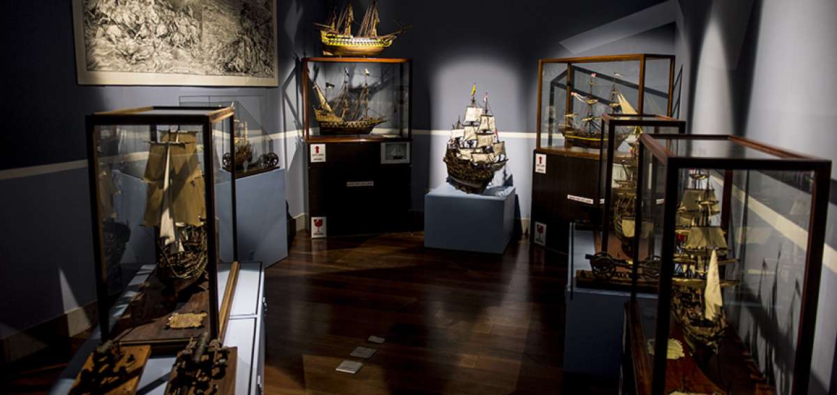 A trav&eacute;s de modelos se expone la historia de embarcaciones que conformaron la Armada del Mar del Sur.