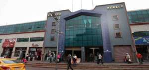 La medida pretende no afectar el comercio formal de la Red de Plazas y Mercados de Ambato.