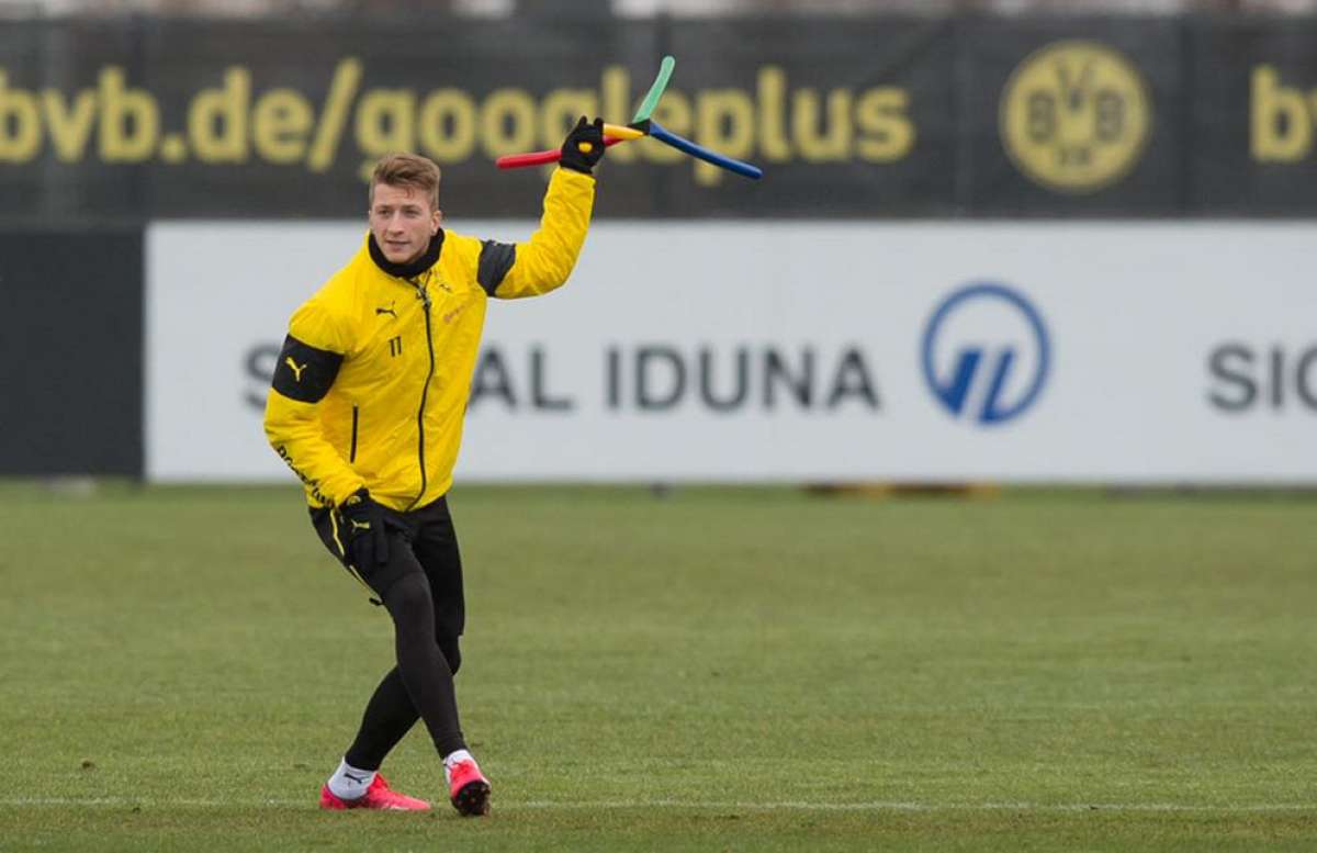 Reus ampl&iacute;a su contrato con Borussia Dortmund hasta 2019