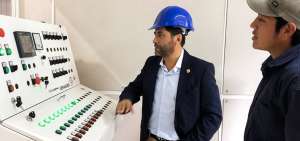 En su primer d&iacute;a de funciones, el ministro Ontaneda realiz&oacute; un recorrido por la empresa Biopremix C&iacute;a. Ltda, en Ba&ntilde;os.