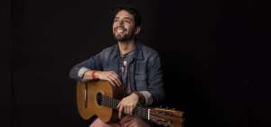 Joaqu&iacute;n Vaca es un guitarrista quite&ntilde;o que gan&oacute; los fondos del Instituto de Fomento de las Artes (Ifaic) para la Gira Argentina de M&uacute;sica Ecuatoriana.