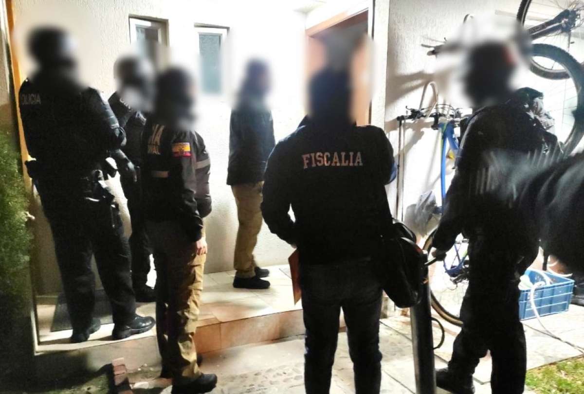 Allanamiento en Pomasqui por presunta filtraci&oacute;n de informaci&oacute;n en la que estar&iacute;a involucrada Tannya V.