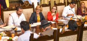 El Concejo Municipal proh&iacute;be delfinarios en Guayaquil