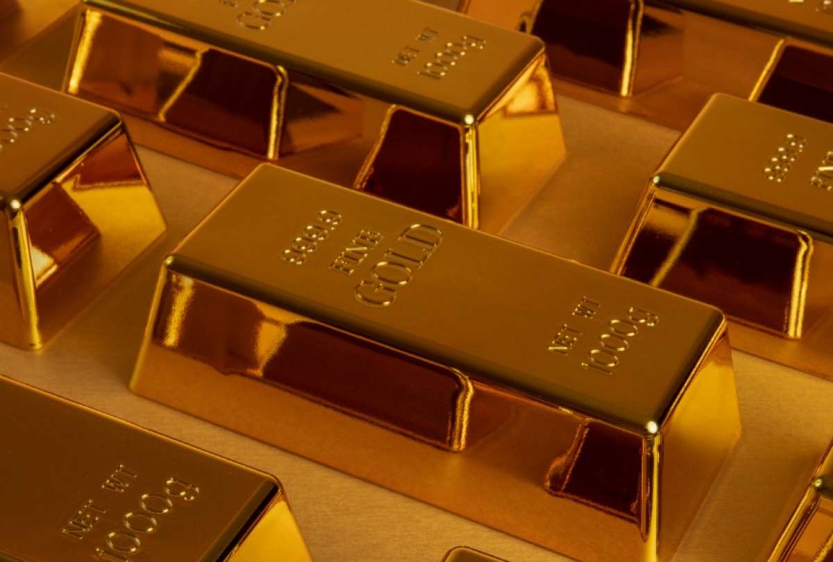 El oro subi&oacute; 2,1 %, hasta ubicarse cerca de los USD 4.441