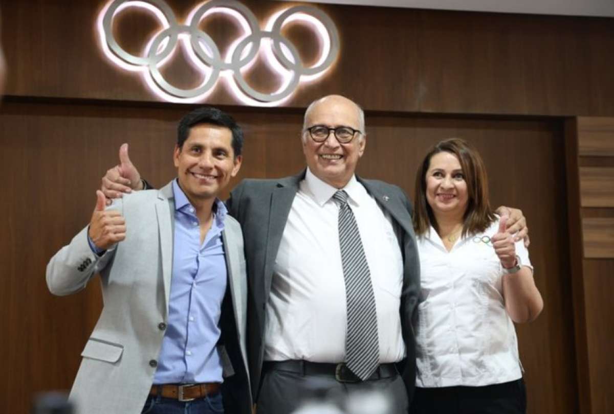Jorge Delgado fue reelecto en la presidencia del Comité Olímpico Ecuatoriano y esta vez será acompañado por el marchista y empresario Jefferson Pérez. 