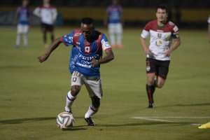 Christian Lara anot&oacute; el segundo gol del Deportivo Quito que venci&oacute; a Liga de Loja. Foto: Santiago Aguirre