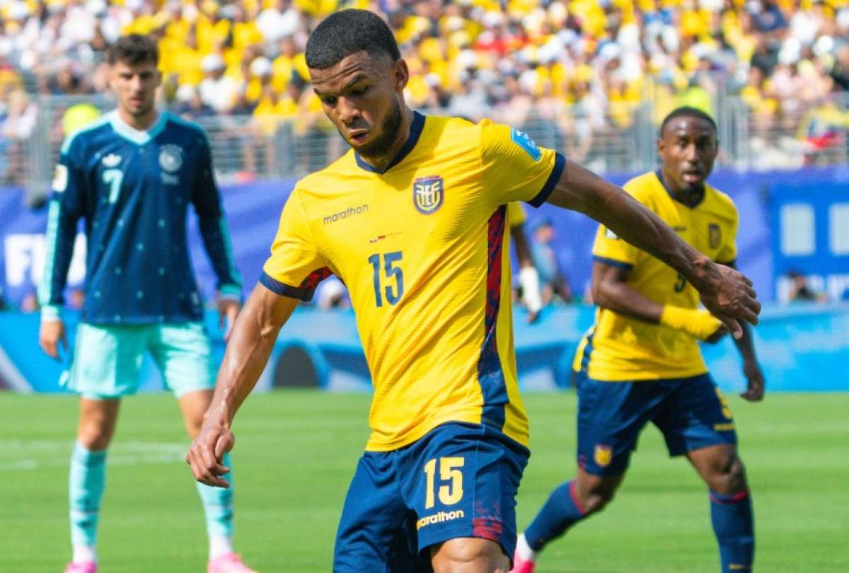 Pedro Vite es buscado desde la Premier League.