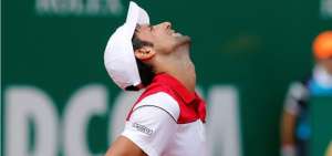 Djokovic sufri&oacute; para cerrar la victoria ante Coric