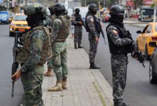 El presidente Daniel Noboa señaló que liderará las acciones de seguridad desde Manta (Manabí) y Guayaquil (Guayas). Manta será centro de operaciones de Fuerzas Armadas y Policía Nacional. 