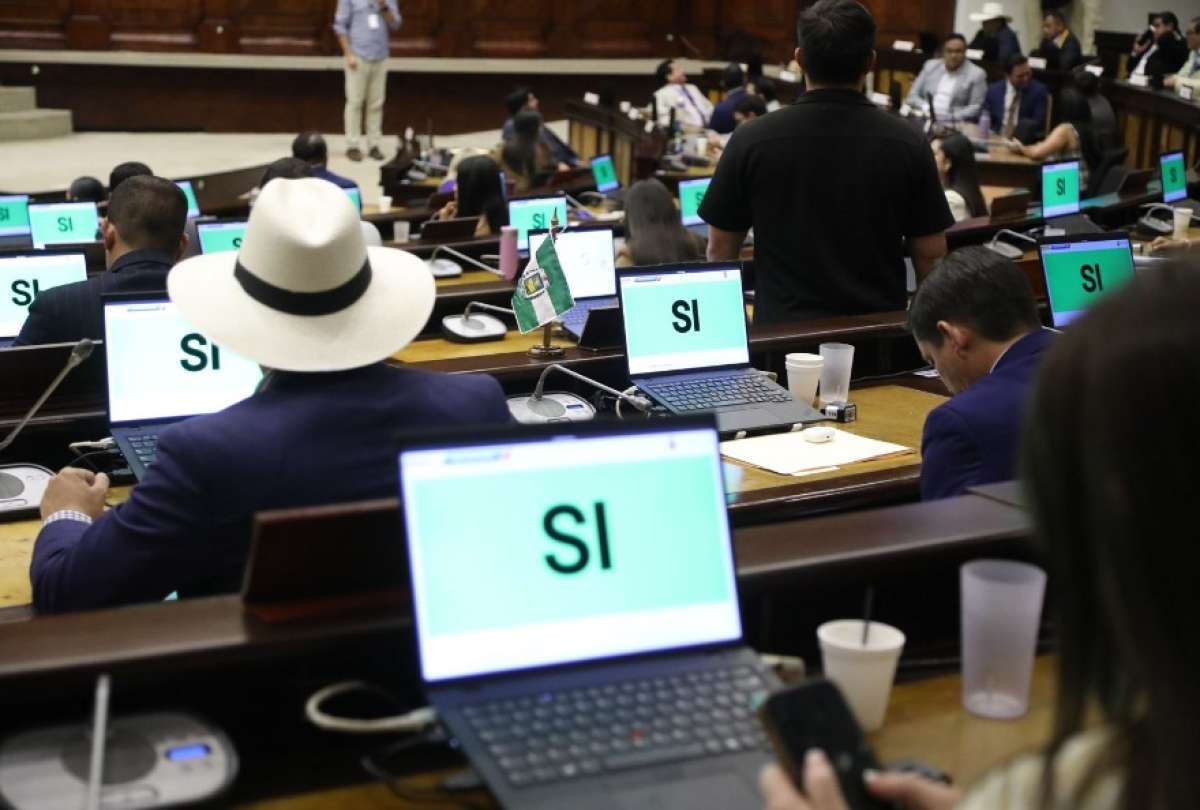 Asamblea aprueba dos resoluciones sobre el paro: rechazo a la violencia y respaldo al sector productivo