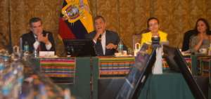 El presidente Correa, durante una reuni&oacute;n que mantuvo con los gobernadores, agradeci&oacute; el trabajo del ministro Fausto Herrera.