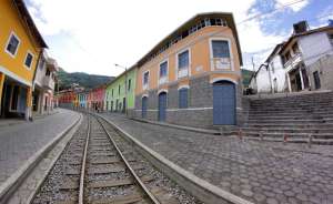 El Centro Hist&oacute;rico de Alaus&iacute; es uno de los m&aacute;s vistosos de la Sierra centro. La gente empez&oacute; a cuidar esta zona con el apoyo del Instituto Nacional de Patrimonio Cultural (INPC) de la Zonal 3. 