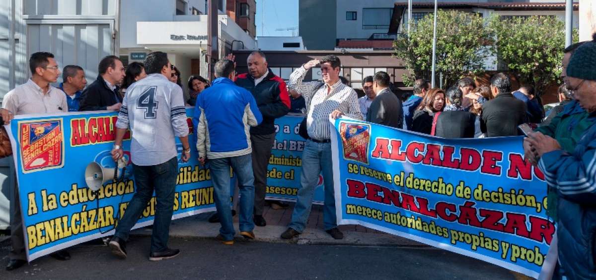 La situaci&oacute;n del colegio Benalc&aacute;zar est&aacute; entre las denuncias presentadas por 64 funcionarios municipales.