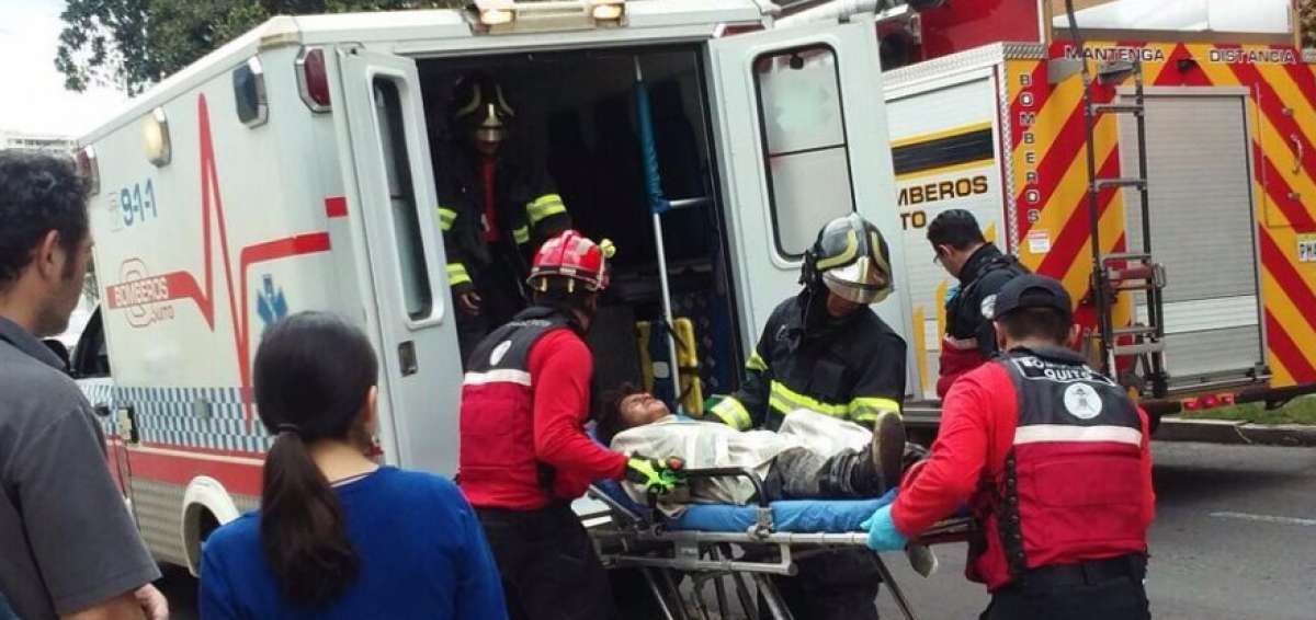 Mantenimiento en ascensor provoca explosi&oacute;n en un edificio en el norte de Quito