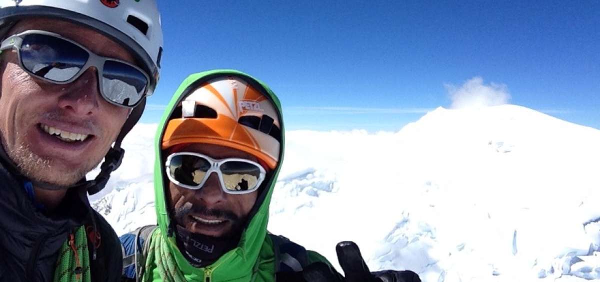 Karl Egloff (izq.) y Nicol&aacute;s Miranda planificaban en la madrugada de hoy atacar la cumbre del Chimborazo y pulverizar el r&eacute;cord del peruano C&eacute;sar Rosales.