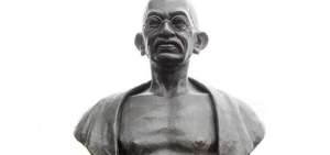 Busto de Gandhi donado por la India se inaugurar&aacute; en marzo en Guayaquil