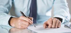 El Gobierno prepara reformas a la Ley de Contrataci&oacute;n P&uacute;blica para restringir la modalidad especial.