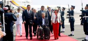 Imagen del presidente Len&iacute;n Moreno cuando arrib&oacute; a Lima esta tarde 