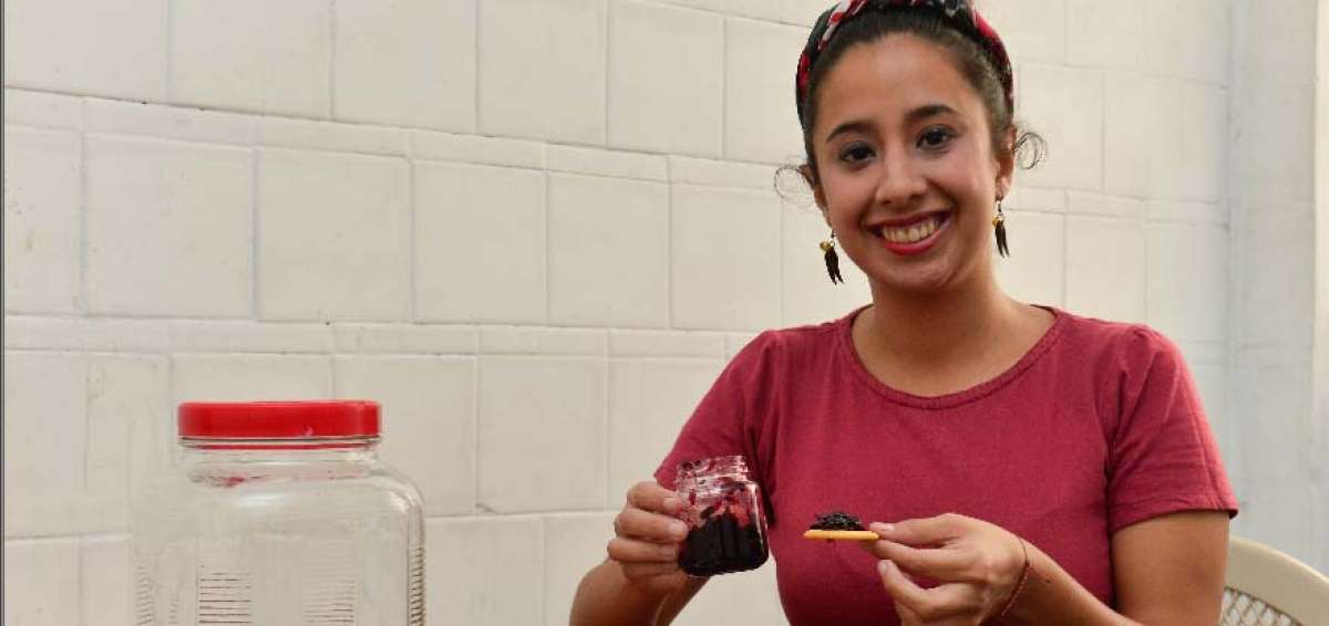 La mermelada de flor de jamaica tiene un sabor que agrada al paladar, pues por un lado es un poco &aacute;cida pero a la vez dulce.