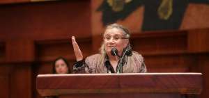 V&iacute;ctimas de abusos clericales piden acciones a la Asamblea