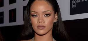 Rihanna arremete contra Snapchat por trivializar la violencia machista
