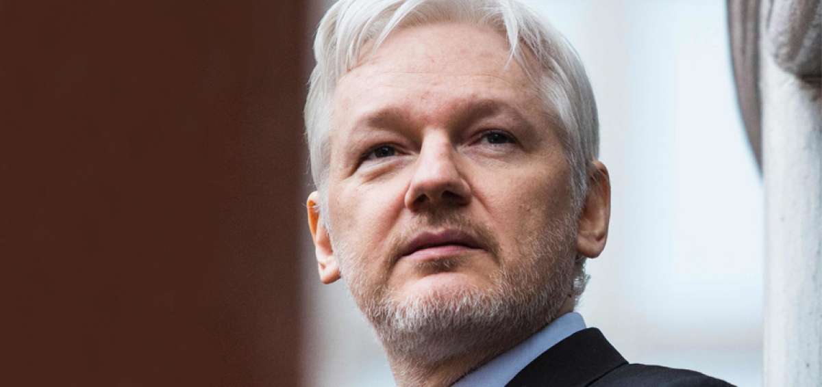 Assange ser&aacute; interrogado