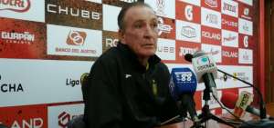 Gustavo Soler deja de ser el DT del Deportivo Cuenca