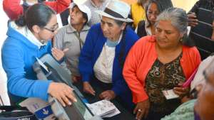 La capacitaci&oacute;n fue fundamental en la provincia del Azuay. Esta fue una de las razones para que no se registraran dificultades. Foto: Jos&eacute; Luis LLivisaca |  El Tel&eacute;grafo