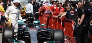 Hamilton super&oacute; al alem&aacute;n Sebastian Vettel (Ferrari), vigente l&iacute;der del Mundial de pilotos.