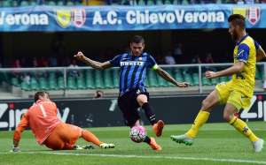 Icardi, v&iacute;ctima de un robo tras posar con un reloj de lujo en las redes sociales