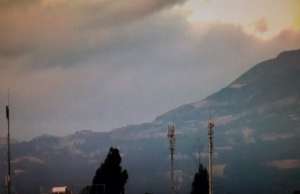 El Cotopaxi amaneci&oacute; totalmente nublado pero es monitoreado mediante im&aacute;genes satelitales. Foto: Tomada de @Seguridad_Ec