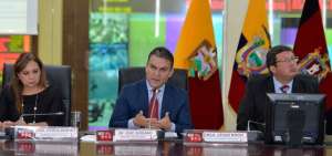 Autoridades de varias Carteras de Estado informaron sobre las acciones emprendidas despu&eacute;s del terremoto de abril de 2016. 