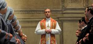 Jude Law, protagonista de 'The Young Pope', quiere ver al papa Francisco