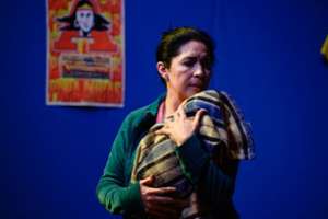 &lsquo;Despertar&rsquo; o el mon&oacute;logo de una mujer orquesta