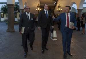 Los representantes de la empresa Schulmberger  se reunieron hoy con el presidente Rafael Correa. Foto: Miguel &Aacute;ngel Jim&eacute;nez/El Tel&eacute;grafo