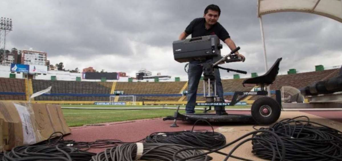 El f&uacute;tbol nacional mueve millones en publicidad y derechos de tv