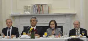 Len&iacute;n Moreno buscar&iacute;a profundizar relaciones con EE.UU.