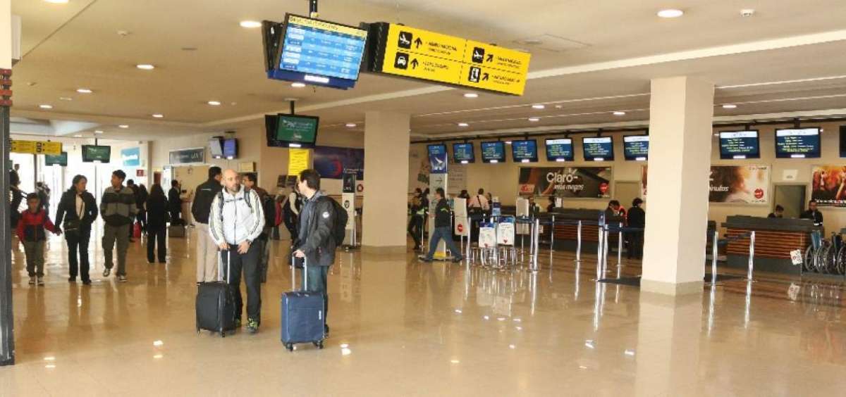 Los usuarios de la terminal a&eacute;rea ahora deben depender de las condiciones del clima de Cuenca para viajar.